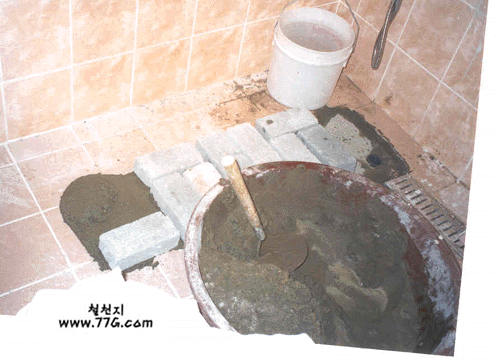 DIY22003.gif (118774 bytes)