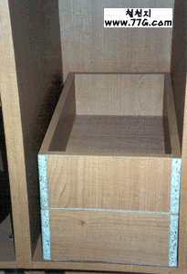 DIY22201.gif (42587 bytes)