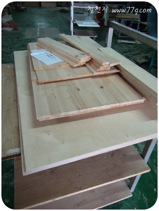 A4용지 보관함,스피커 특수가공,튼튼책장,닭고기 백숙 만들었어요.