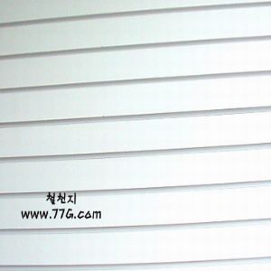 스페이스월 넓은홈 백색 18mm(1210(w)x 1200(h))