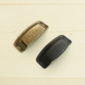 사각 반쪽 손잡이