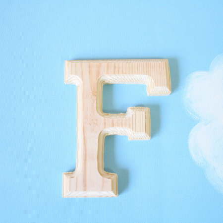 원목(150x150x14mm) 알파벳 이니셜(initial) 영문 대문자 F 1