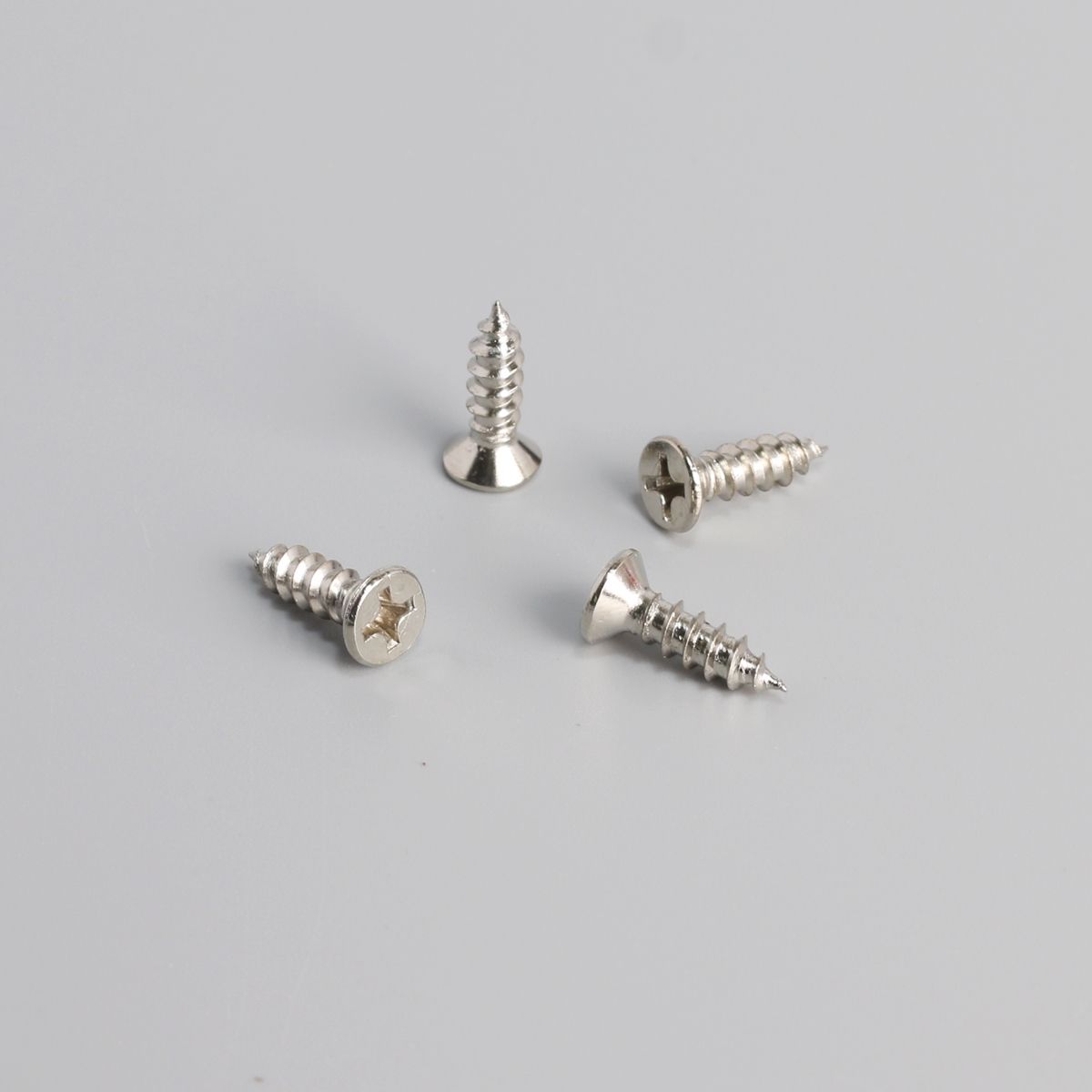 일반 접시머리 나사못 4X16mm(은색)(20개) 1