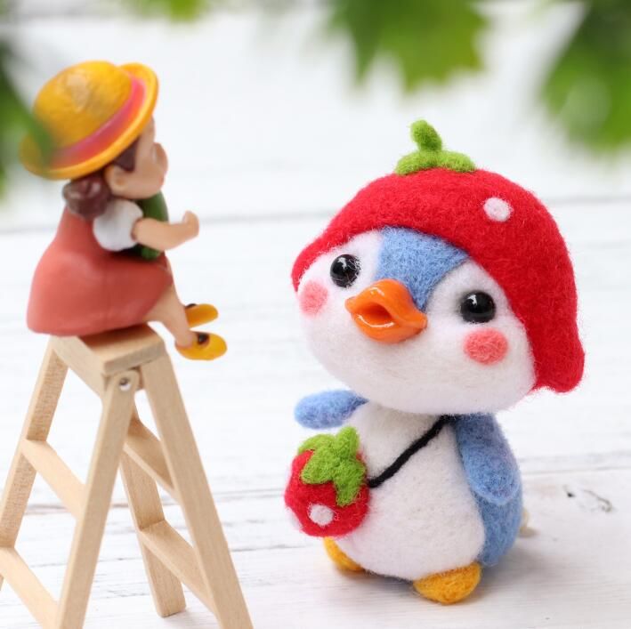 딸기모자 펭귄 D03