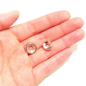 깔대기 와샤 외경13mm 내경5mm 3