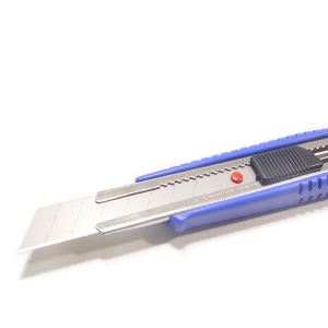 컷터칼 고급형 L300RP 2