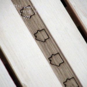 나무 몰딩 하우스 미송합판 800x18x5mm 2