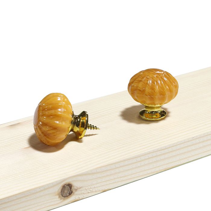 옐로우 클래식 손잡이 (나사산 손잡이) 2